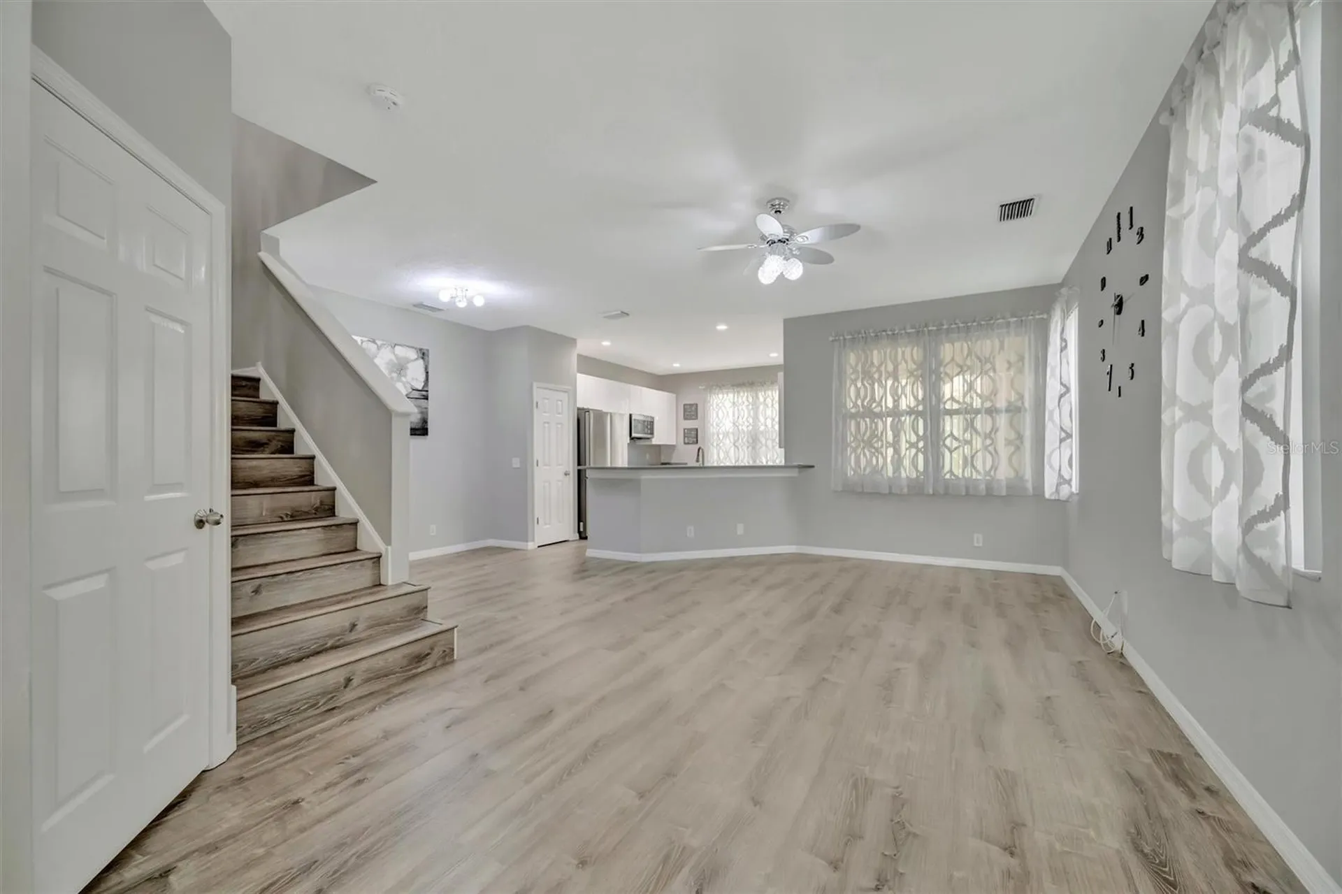 547 Black Lion Drive NE St Petersburg FL 33716