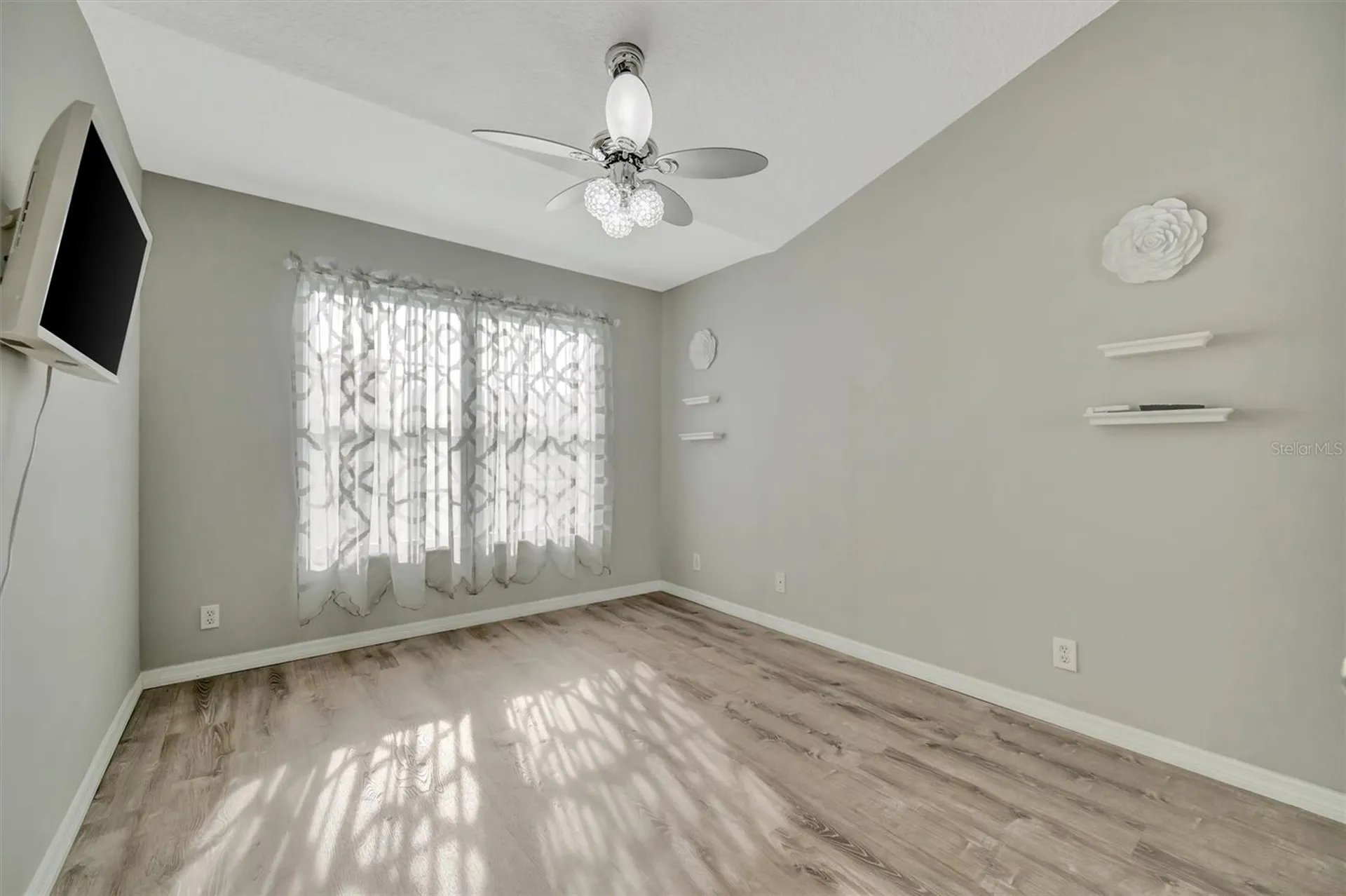 547 Black Lion Drive NE St Petersburg FL 33716