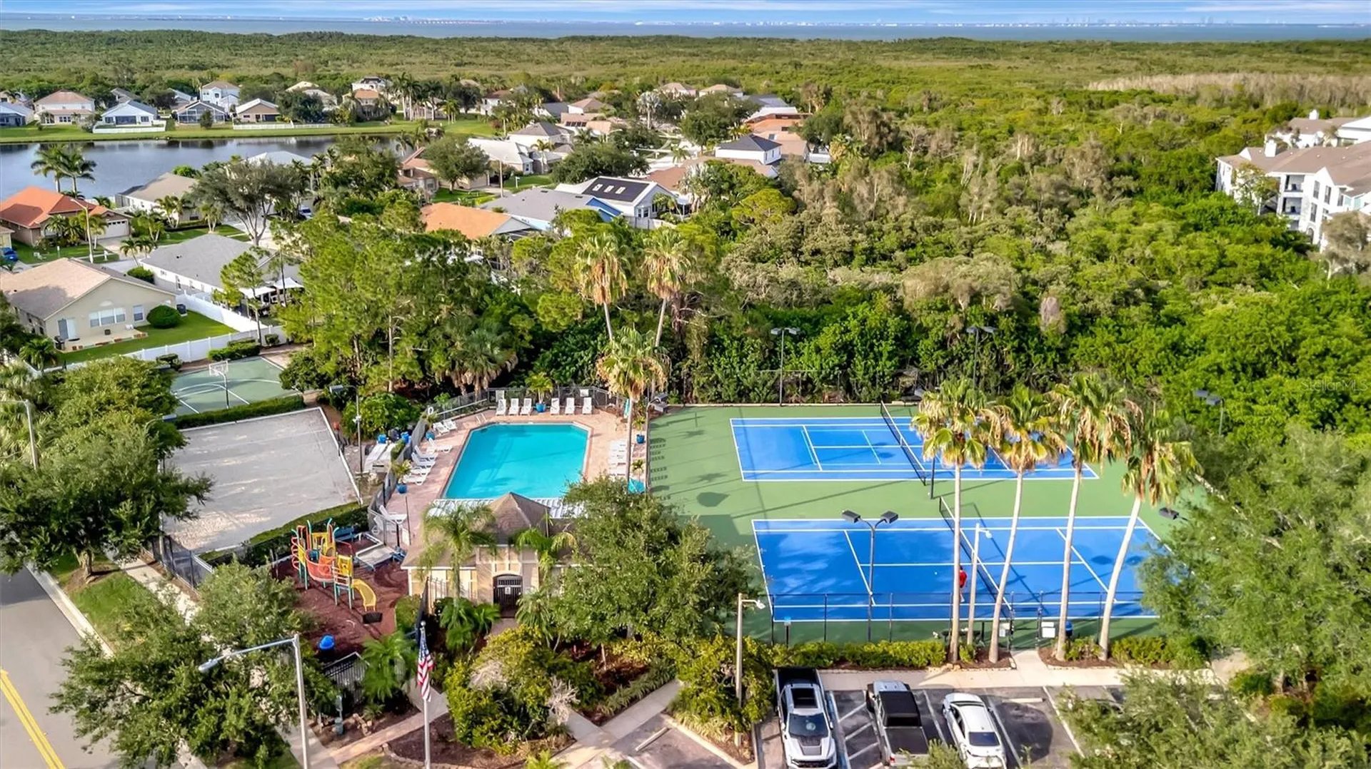 547 Black Lion Drive NE St Petersburg FL 33716