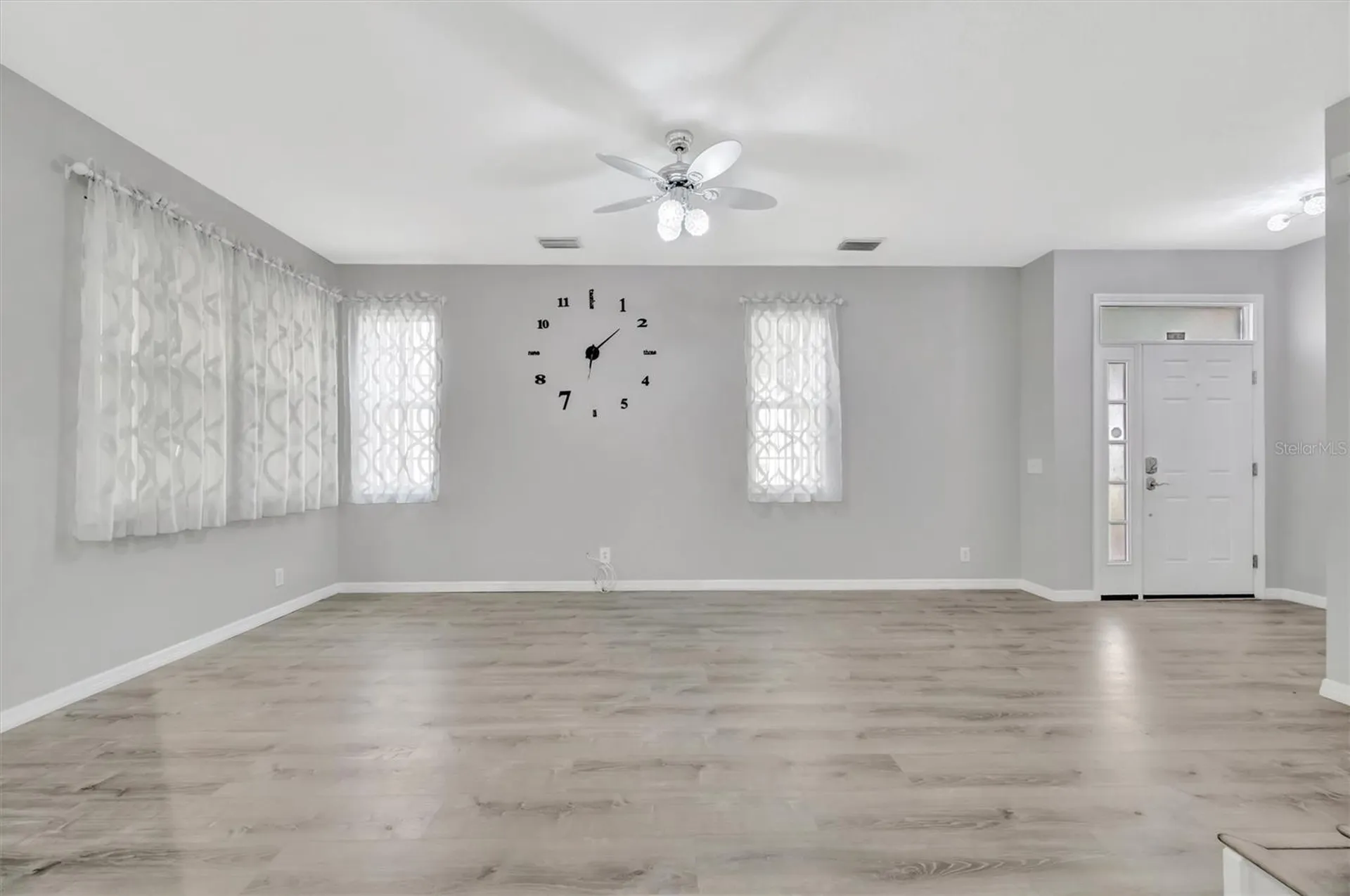 547 Black Lion Drive NE St Petersburg FL 33716