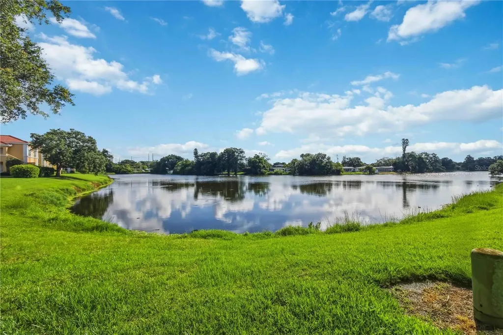 3005 Chianti Court Sarasota FL 34237