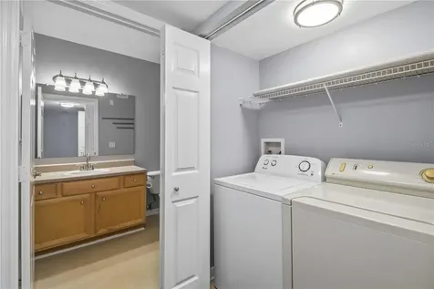 3005 Chianti Court Sarasota FL 34237