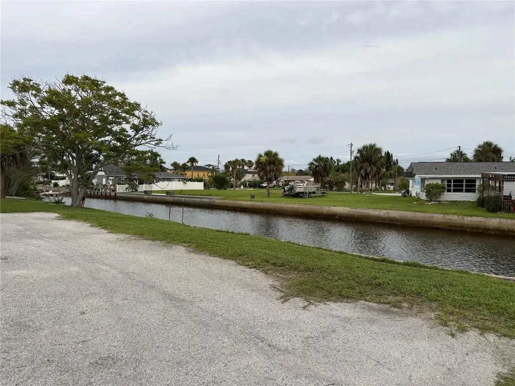 7228 New York Avenue Hudson FL 34667