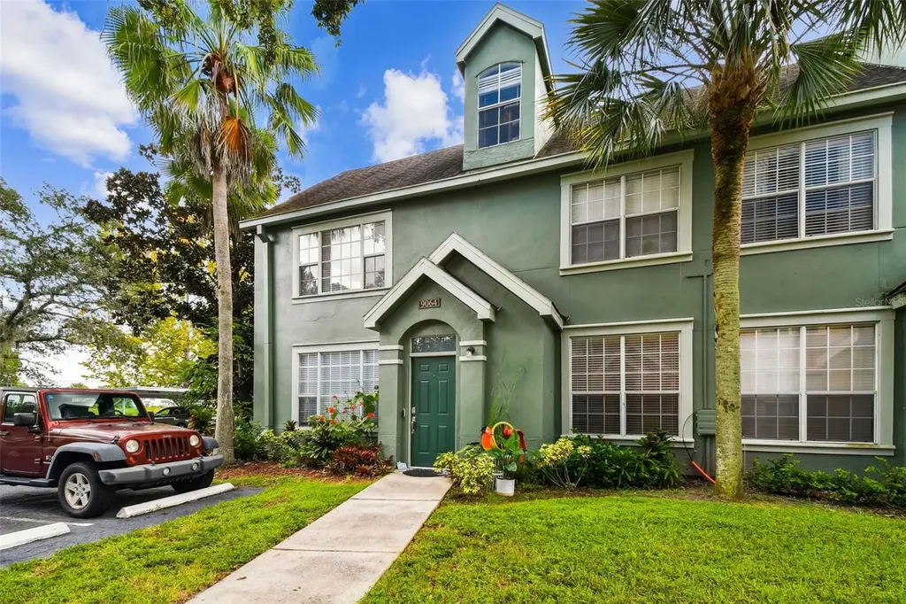 9064 Lake Chase Island Way Tampa FL 33626