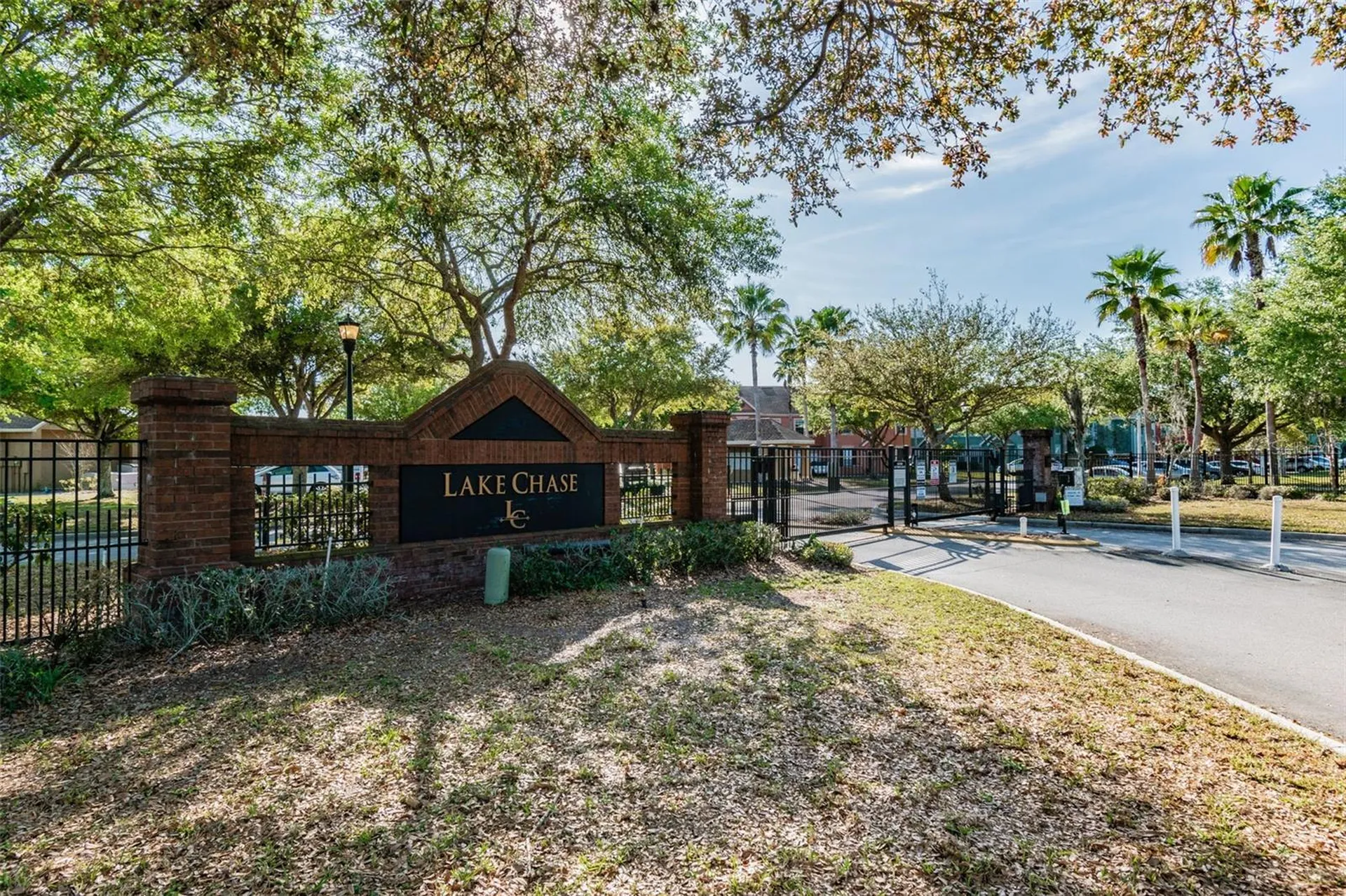 9064 Lake Chase Island Way Tampa FL 33626