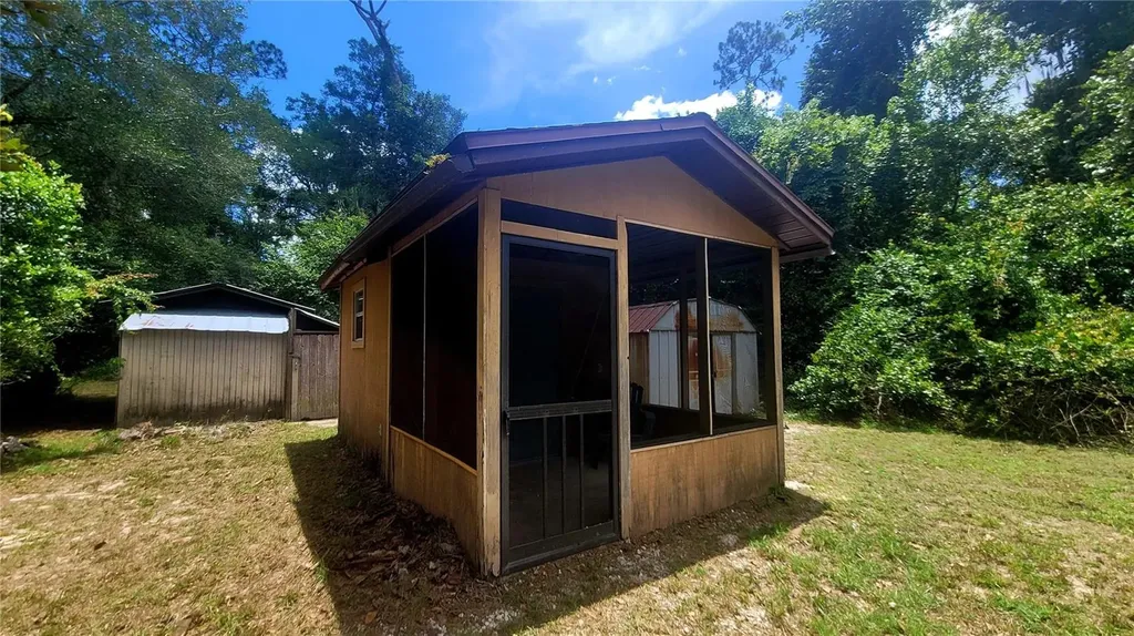 8664 Cr 639 Bushnell FL 33513