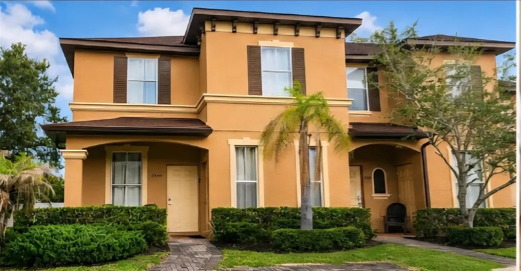 2540 Calabria Avenue Davenport FL 33897