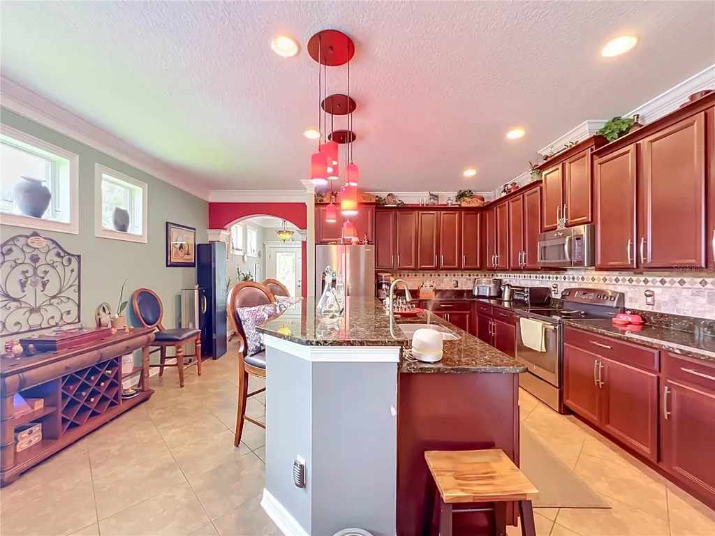 2379 Pickford Circle Apopka FL 32703