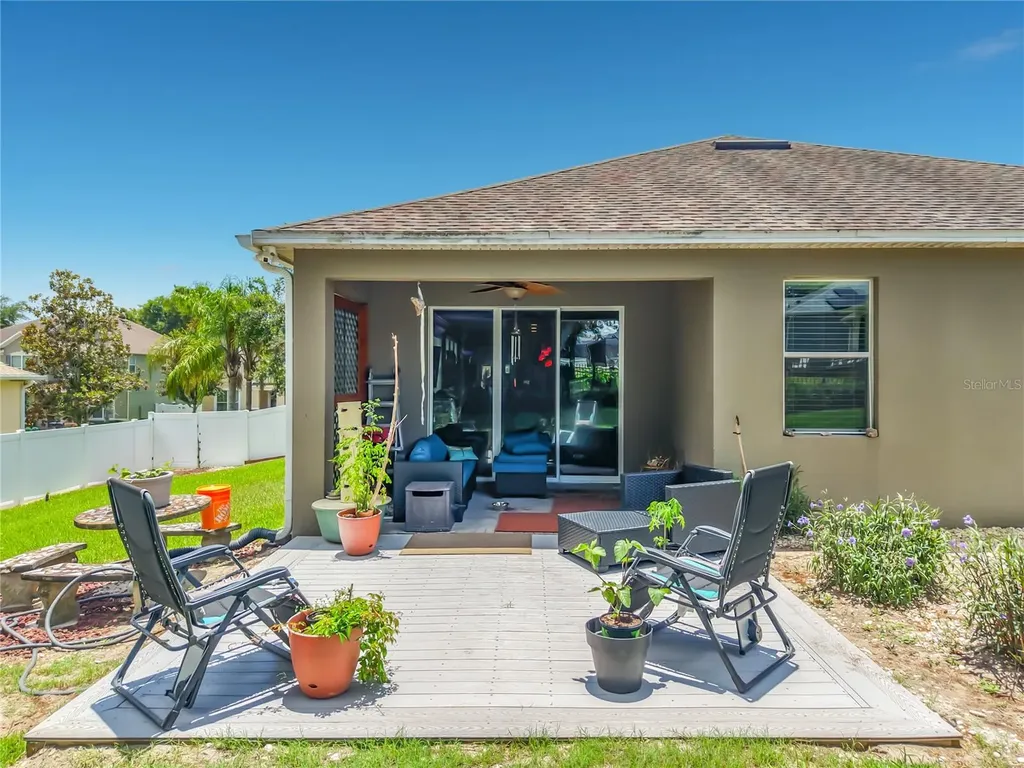 2379 Pickford Circle Apopka FL 32703