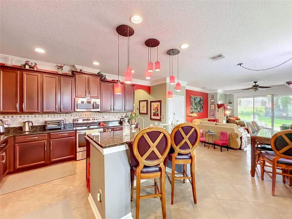 2379 Pickford Circle Apopka FL 32703