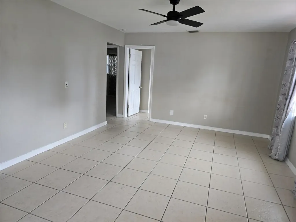 2913 Mcintosh Road Sarasota FL 34232