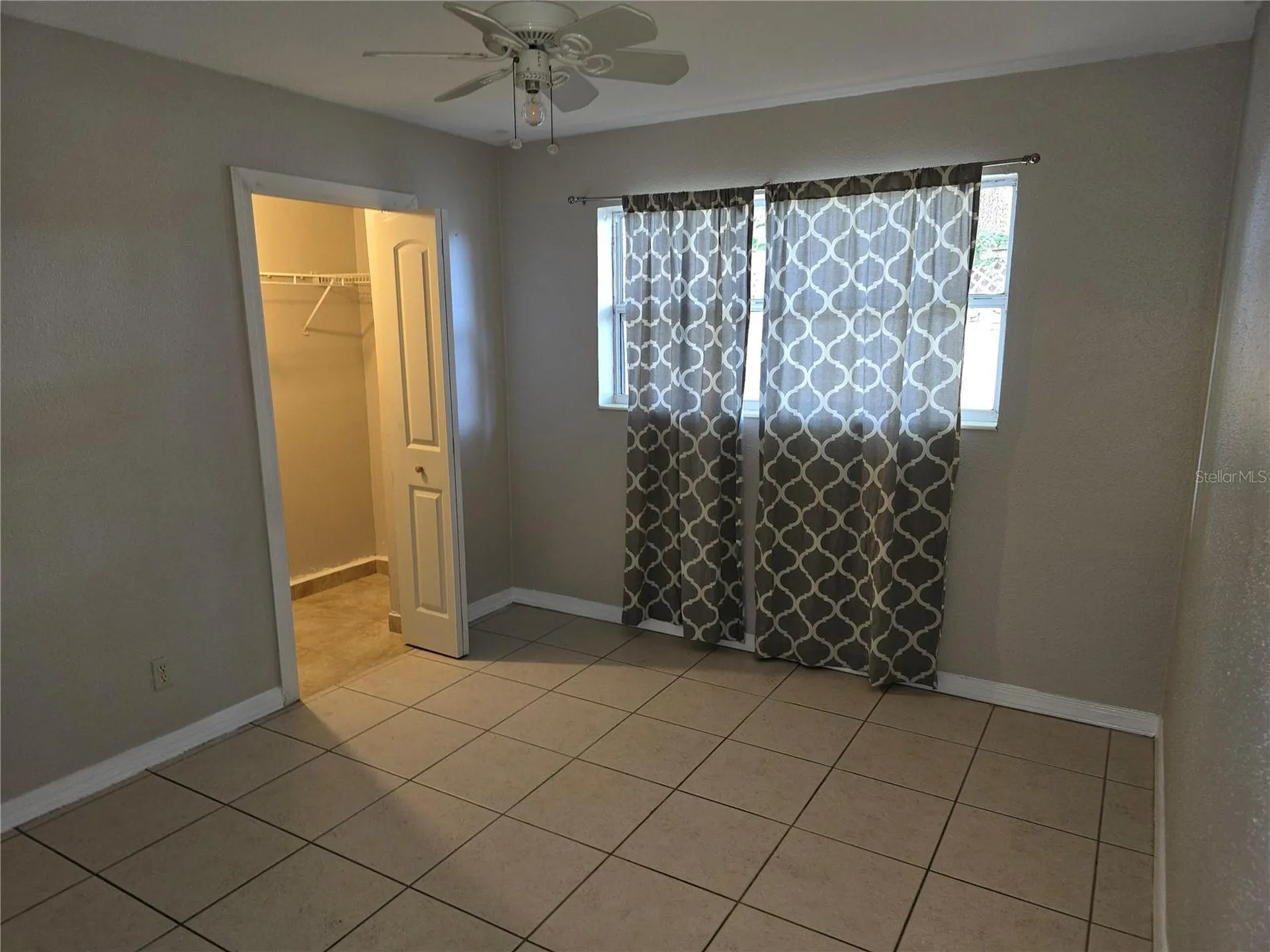 2913 Mcintosh Road Sarasota FL 34232