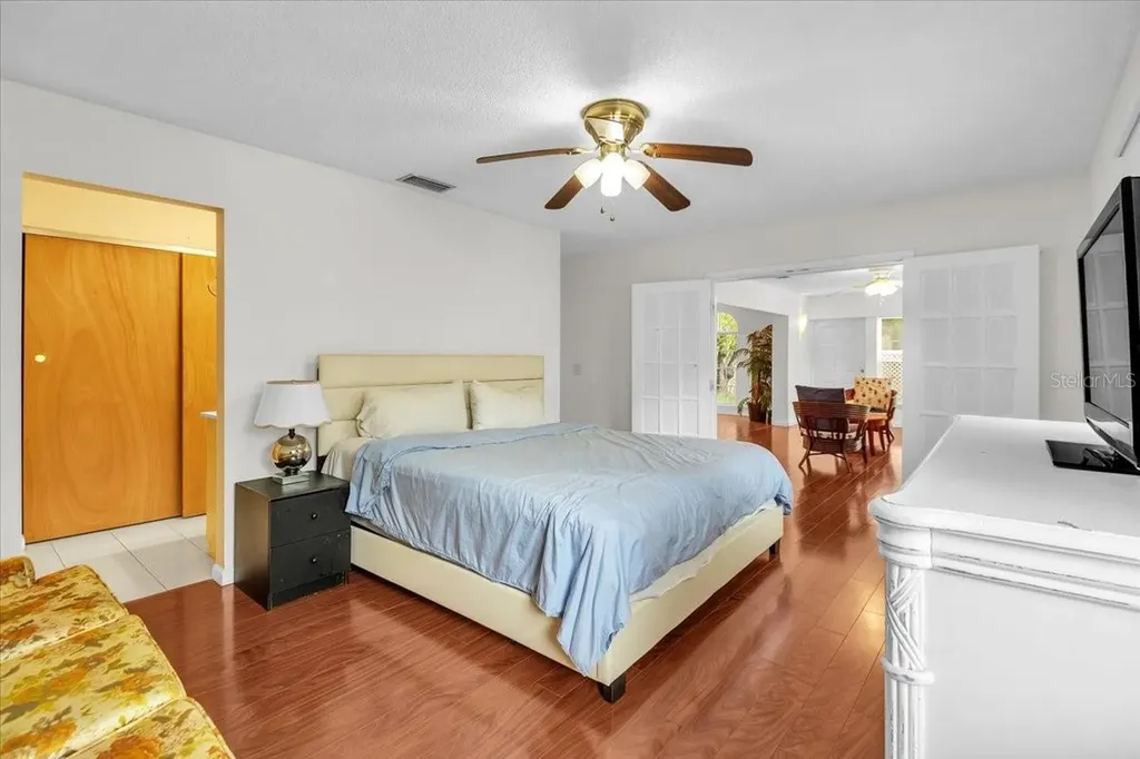 3605 57th Avenue Dr W Bradenton FL 34210