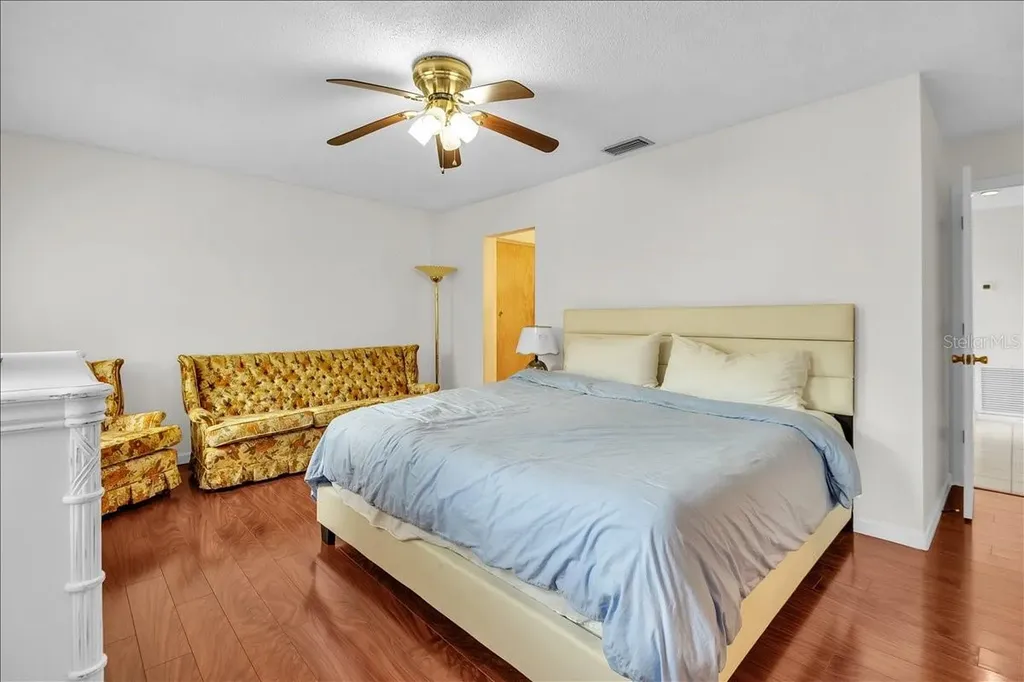 3605 57th Avenue Dr W Bradenton FL 34210