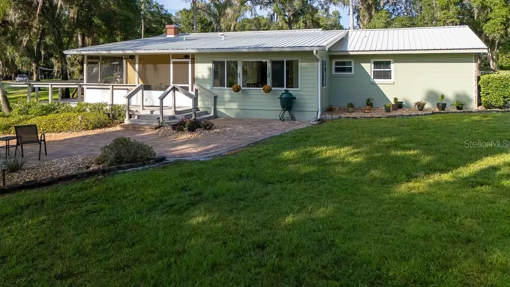 210 Westlake Drive Lake Helen FL 32744