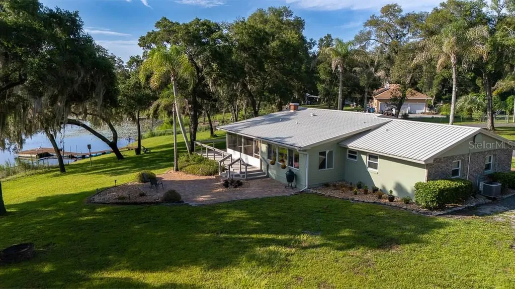 210 Westlake Drive Lake Helen FL 32744