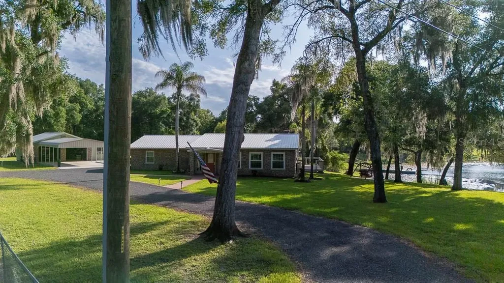 210 Westlake Drive Lake Helen FL 32744