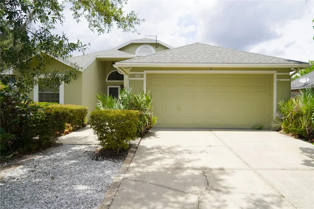 4304 Barret Avenue Plant City FL 33566