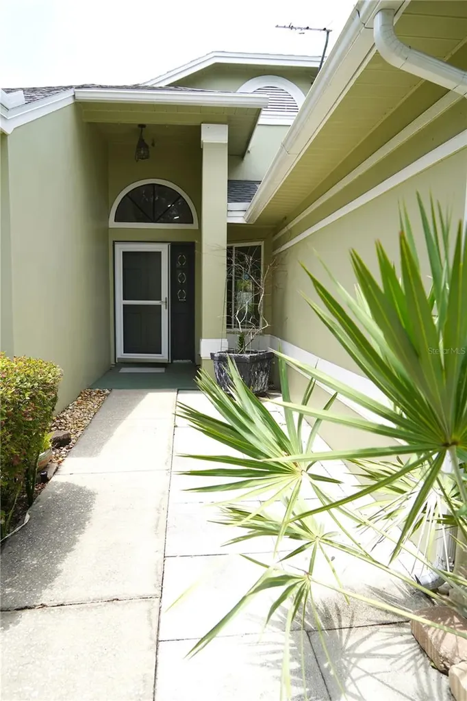 4304 Barret Avenue Plant City FL 33566