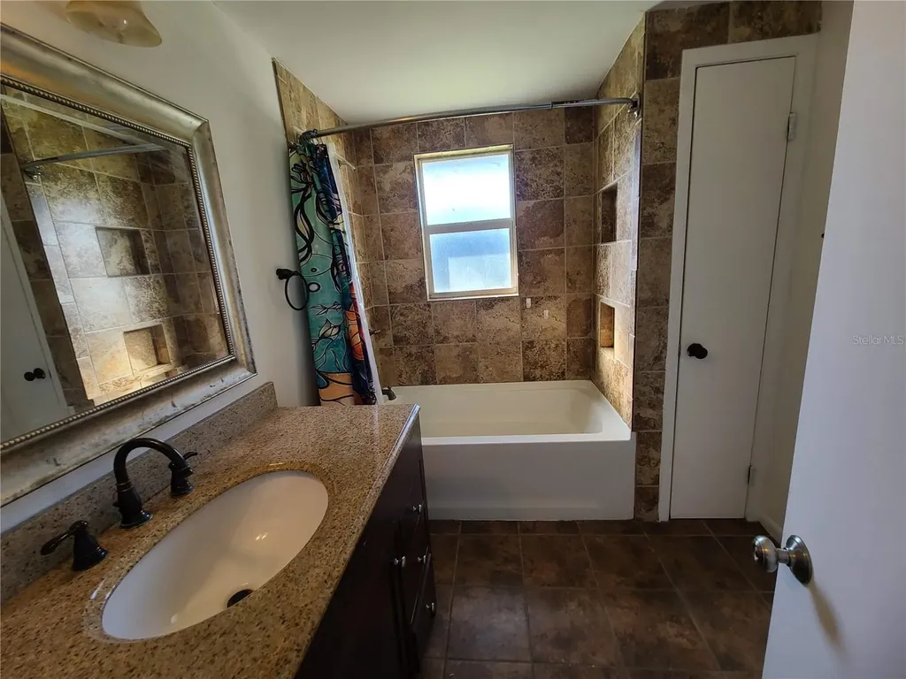 8271 Pelican Road Englewood FL 34224