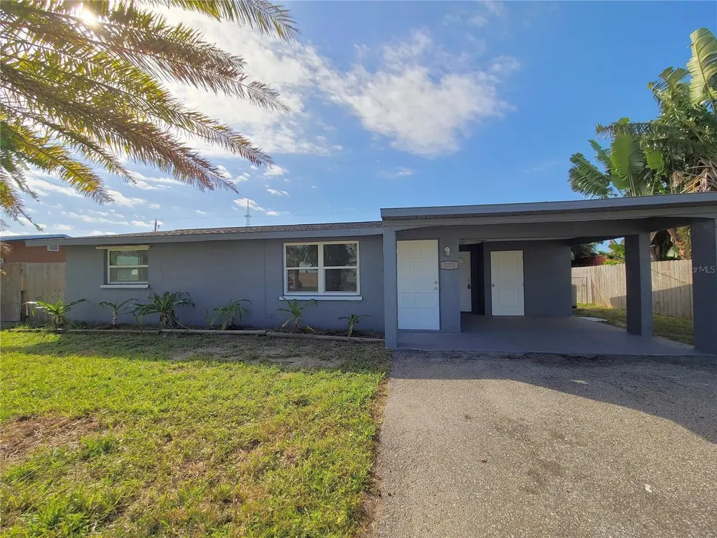 8271 Pelican Road Englewood FL 34224
