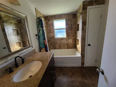 8271 Pelican Road Englewood FL 34224