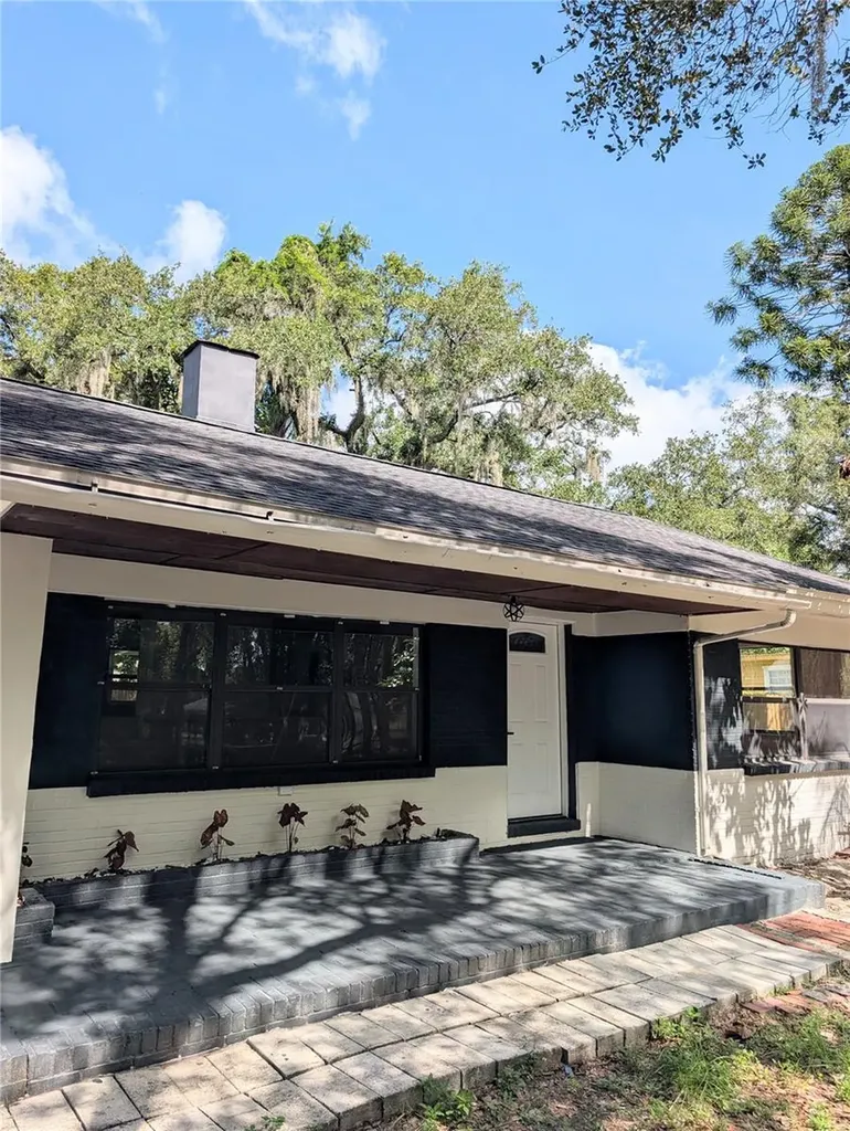 8206 N 19th Street Tampa FL 33604