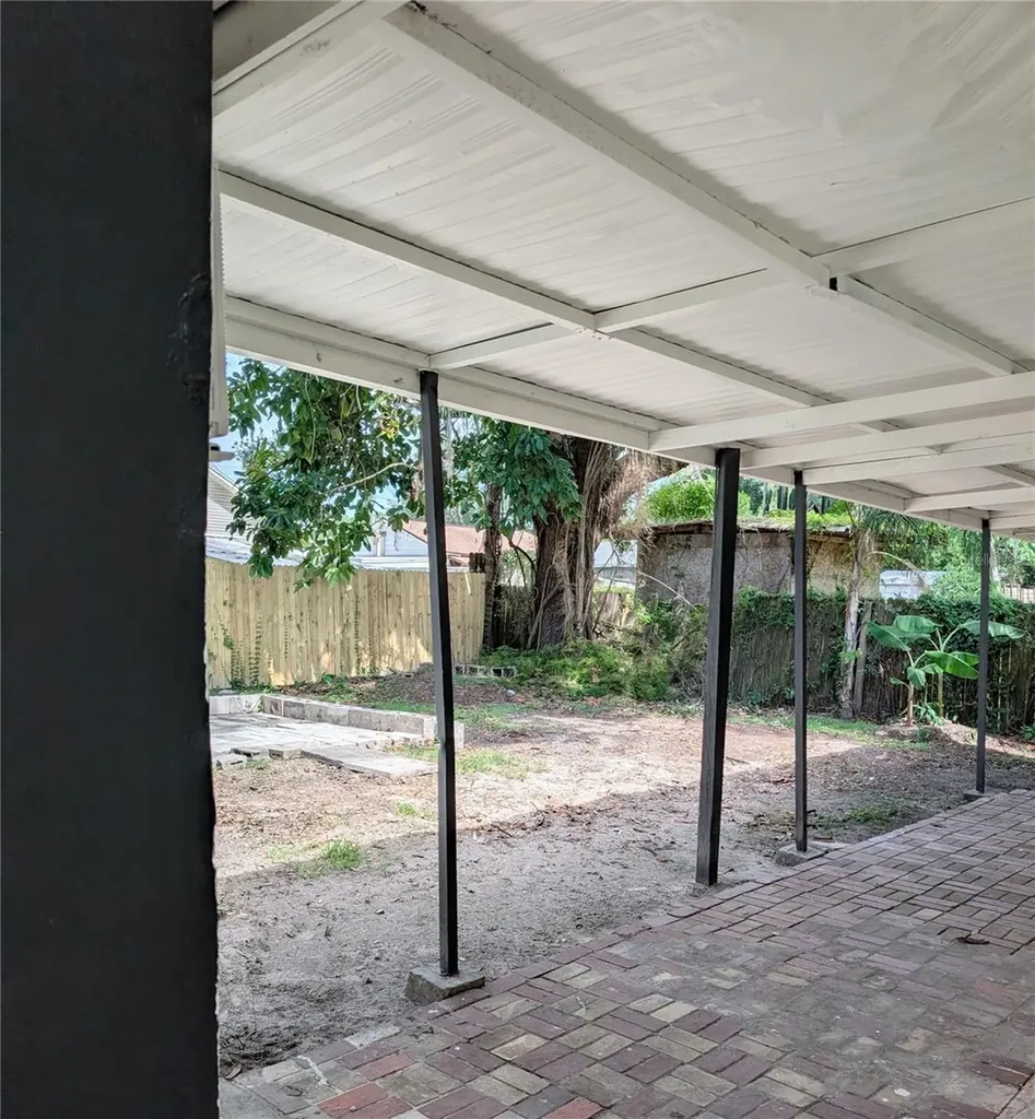 8206 N 19th Street Tampa FL 33604