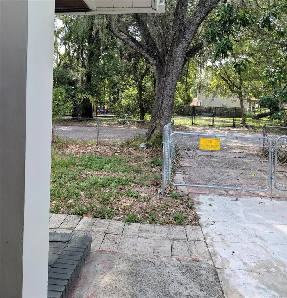 8206 N 19th Street Tampa FL 33604