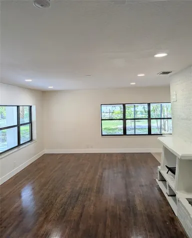 8206 N 19th Street Tampa FL 33604