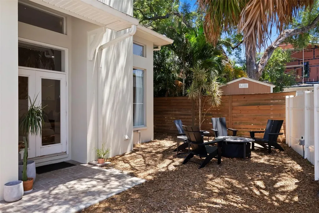 2504 W Tennessee Avenue Tampa FL 33629