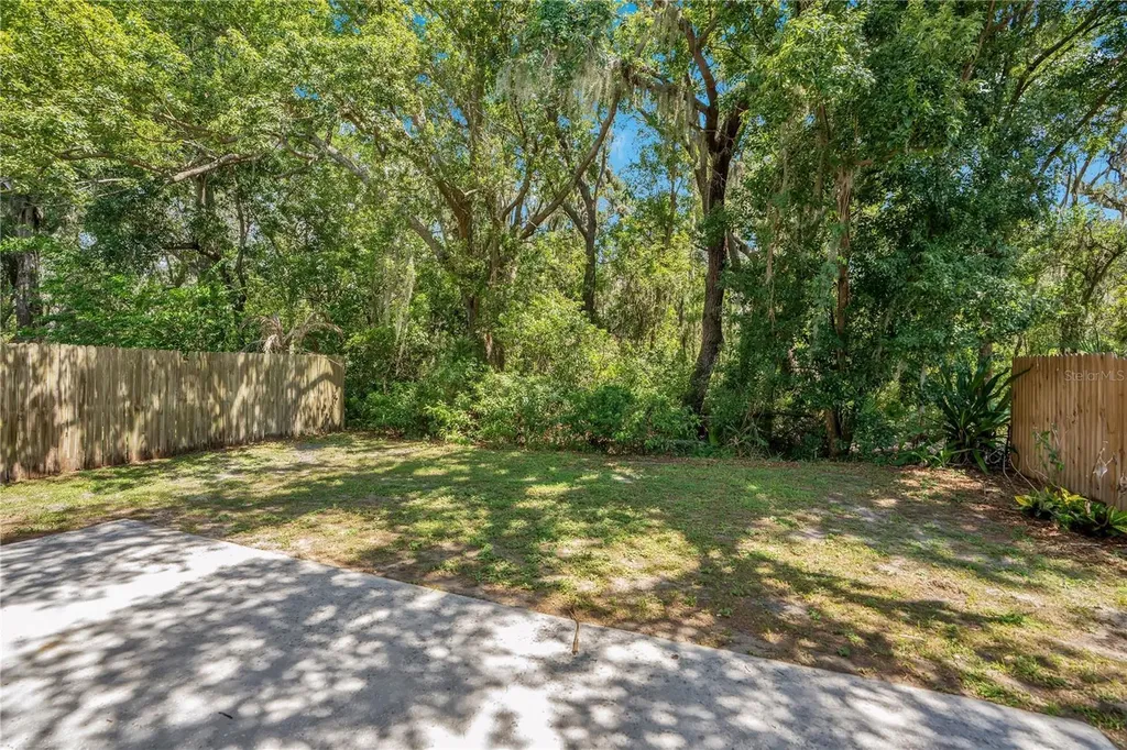 13727 Gentle Woods Avenue Riverview FL 33569