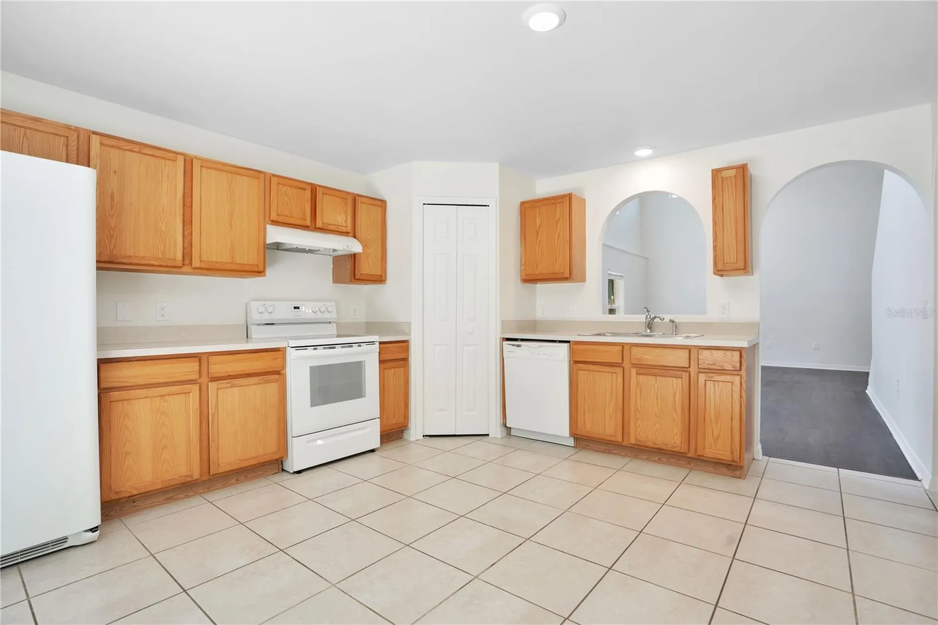 13727 Gentle Woods Avenue Riverview FL 33569