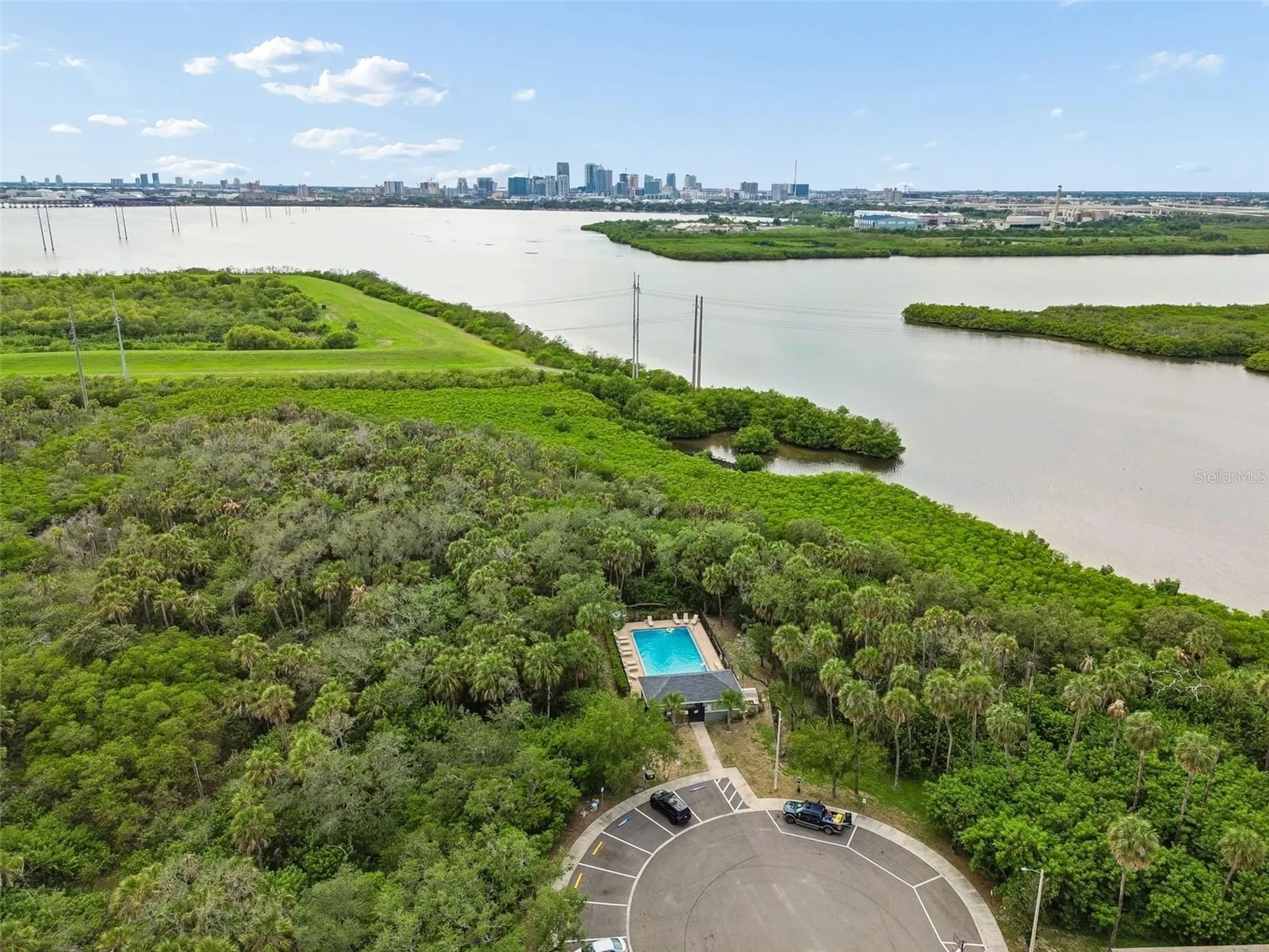 504 Wheaton Trent Place Tampa FL 33619
