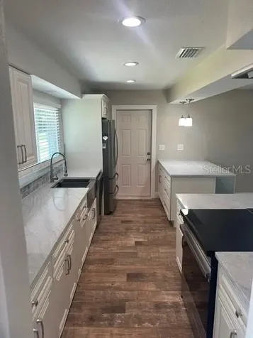 103 Carlyle Drive Palm Harbor FL 34683