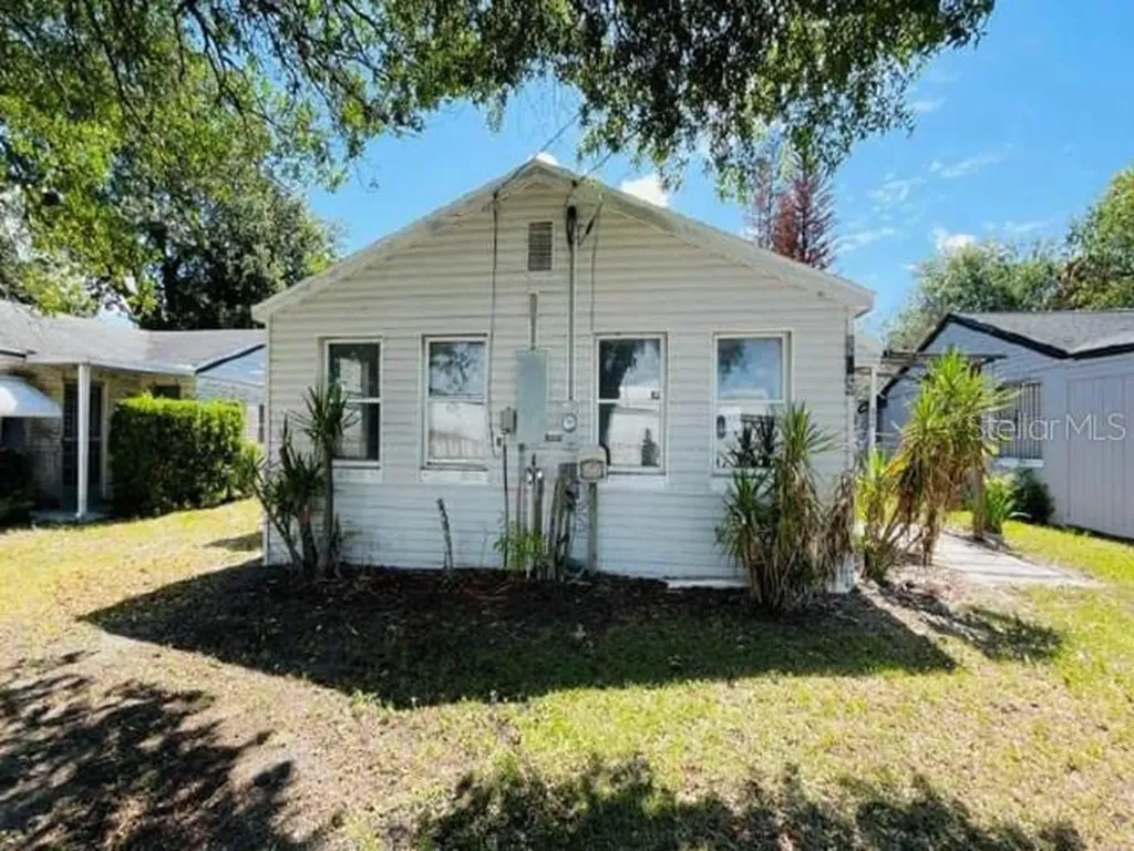 235 Mckean Street Auburndale FL 33823