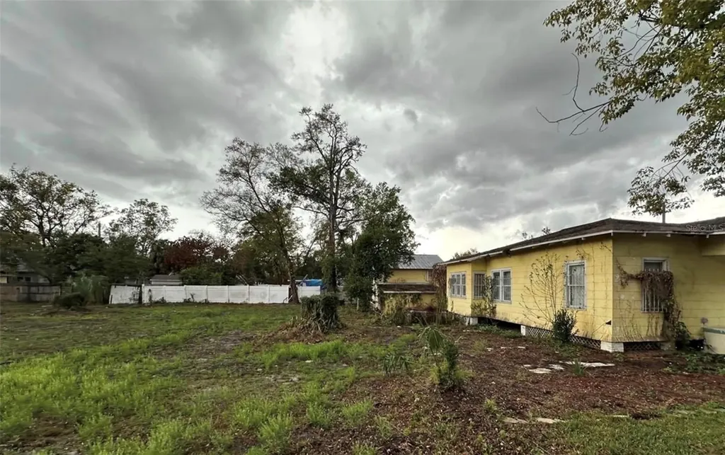 3210 N Tampa Street Tampa FL 33603