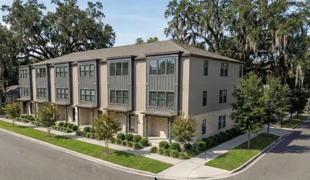 3210 N Tampa Street Tampa FL 33603