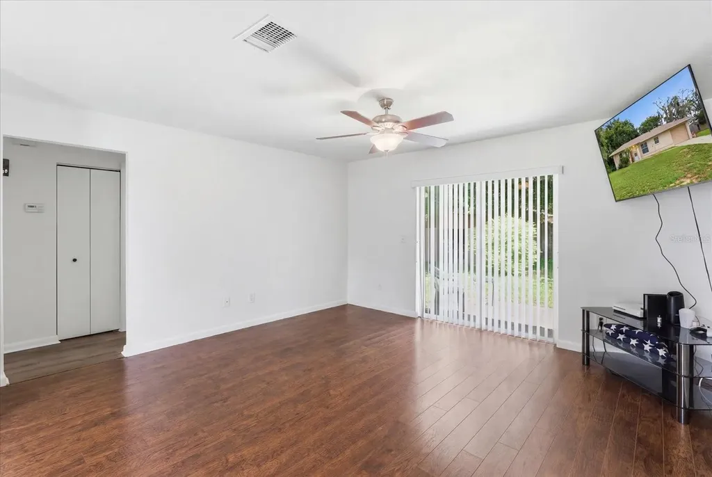 906 Oak Street Inverness FL 34452