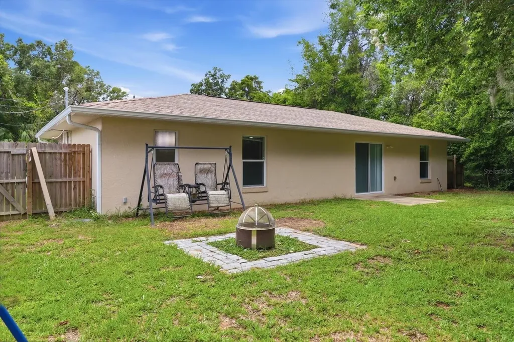 906 Oak Street Inverness FL 34452