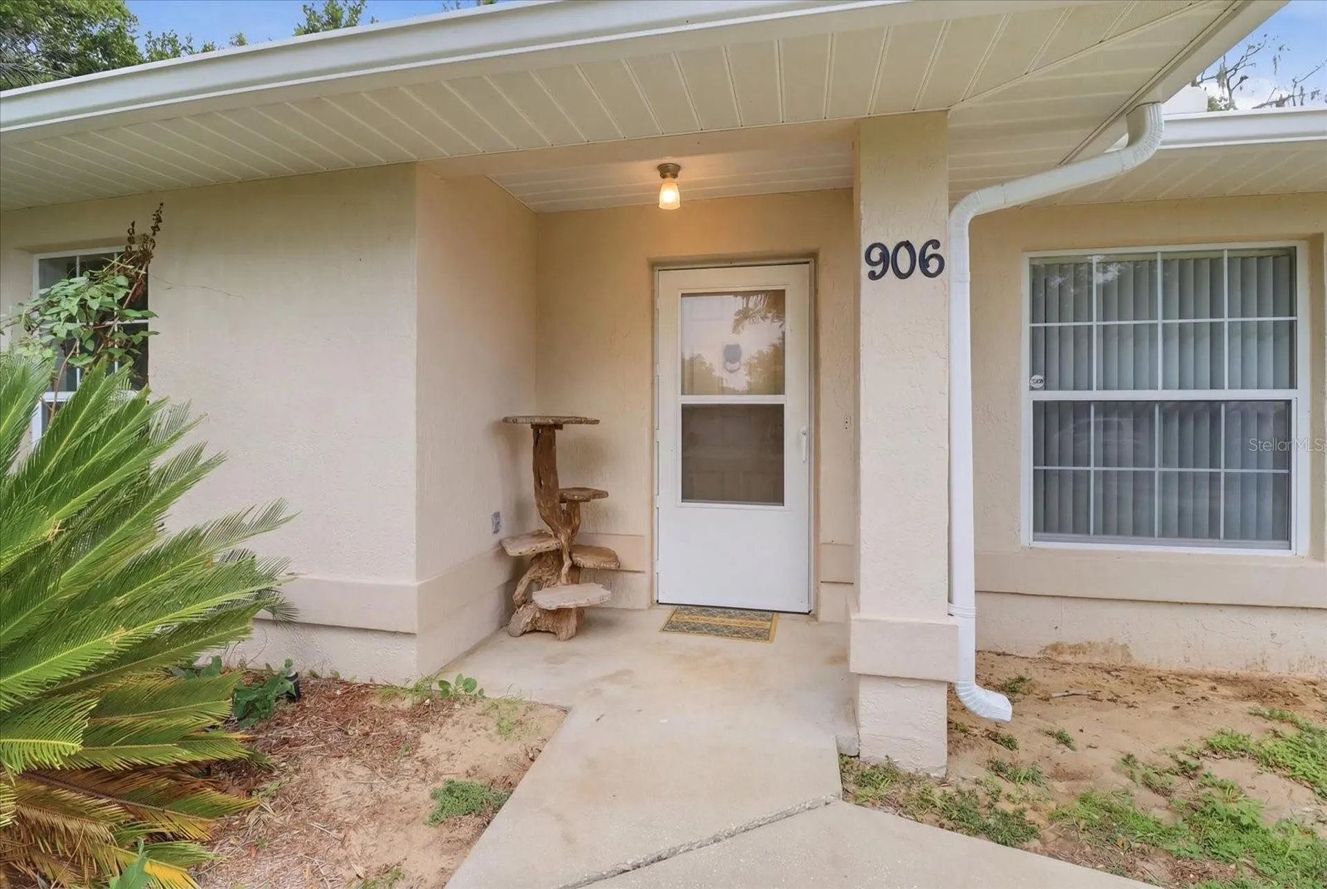 906 Oak Street Inverness FL 34452