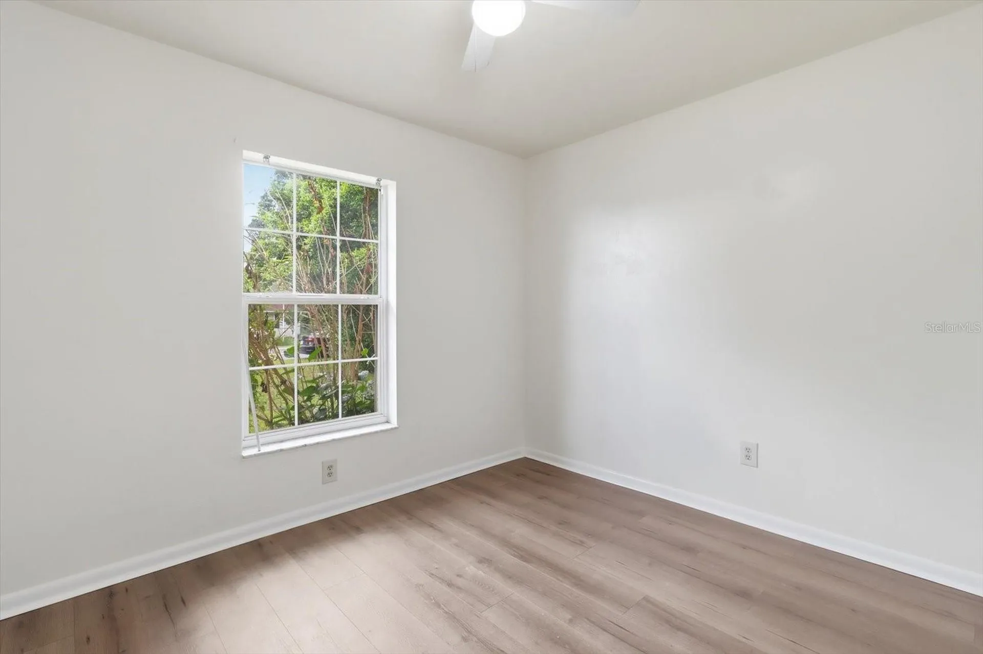 906 Oak Street Inverness FL 34452