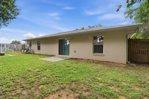 906 Oak Street Inverness FL 34452