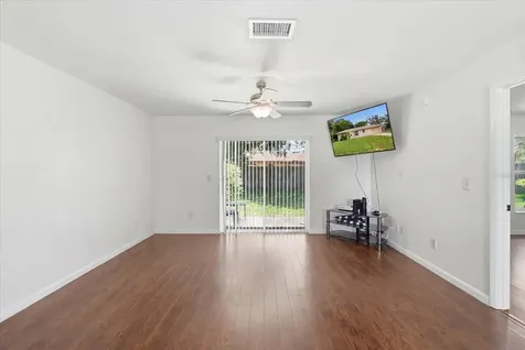 906 Oak Street Inverness FL 34452