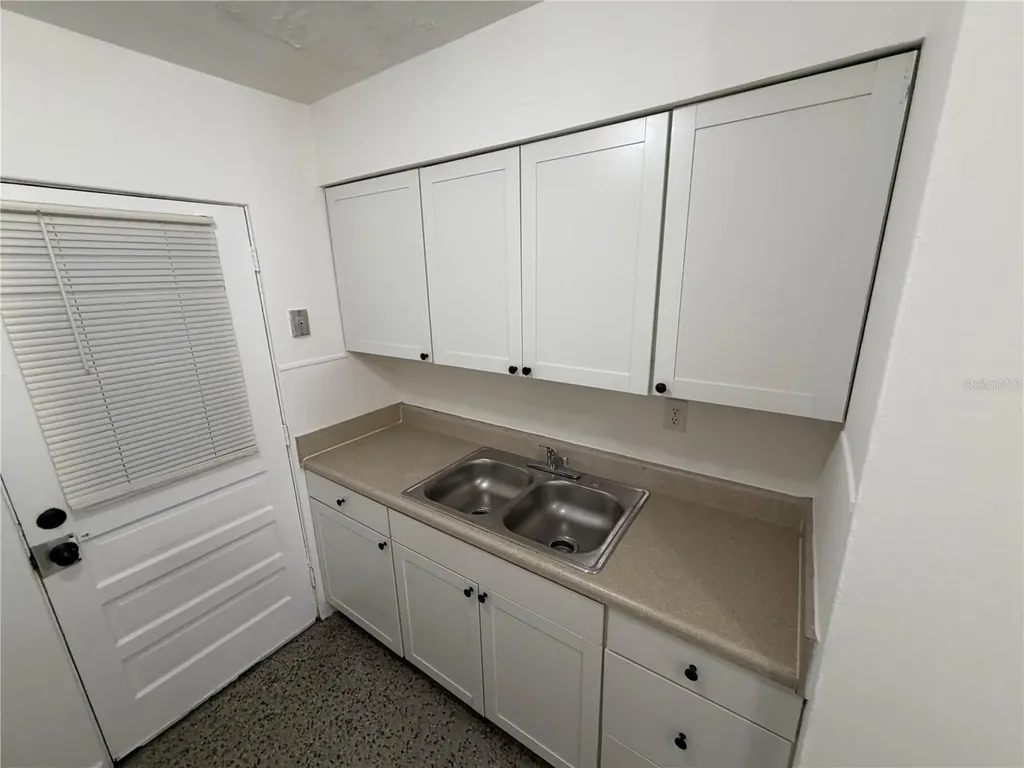 2109 S Mills Avenue Orlando FL 32806