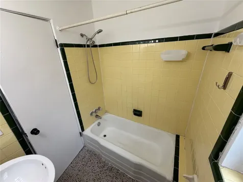 2109 S Mills Avenue Orlando FL 32806