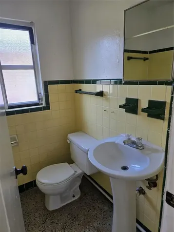 2109 S Mills Avenue Orlando FL 32806