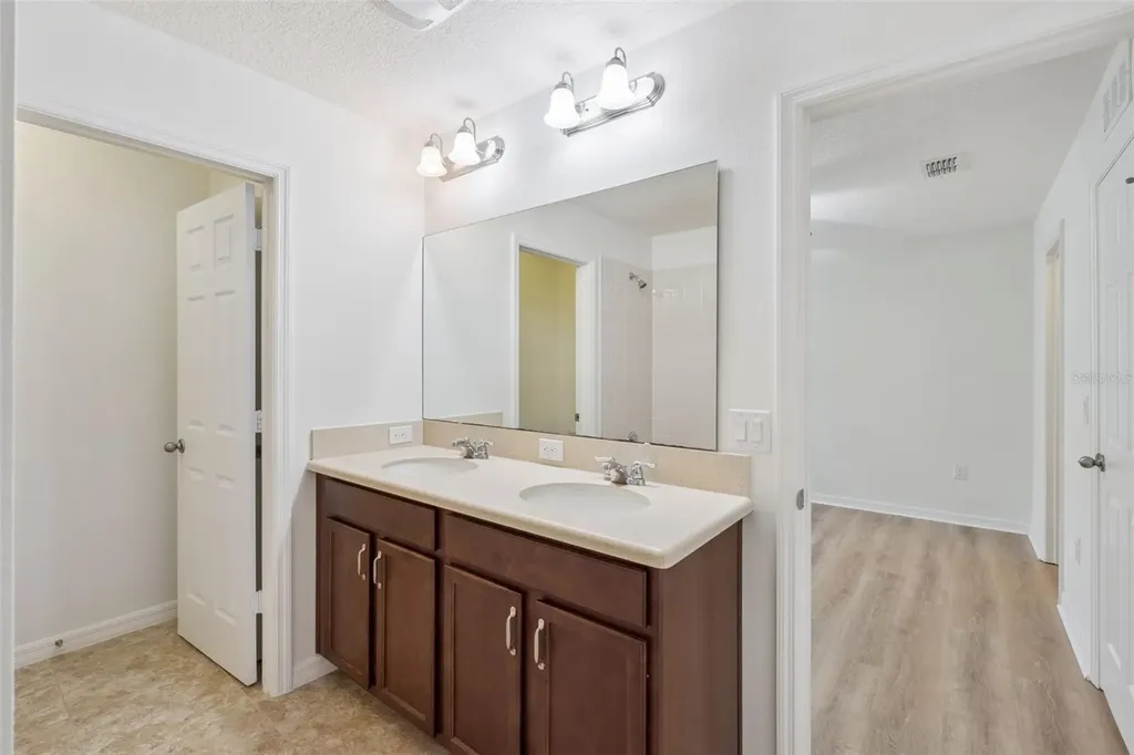 4231 Oak Lodge Way Winter Garden FL 34787