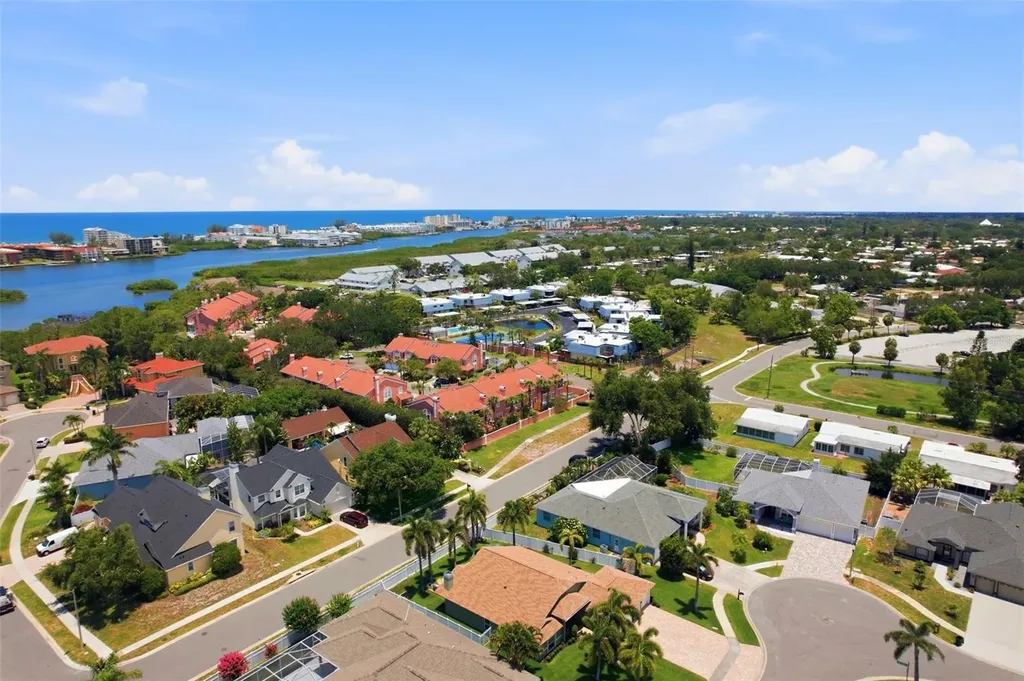 14510 Alejo Court Seminole FL 33776