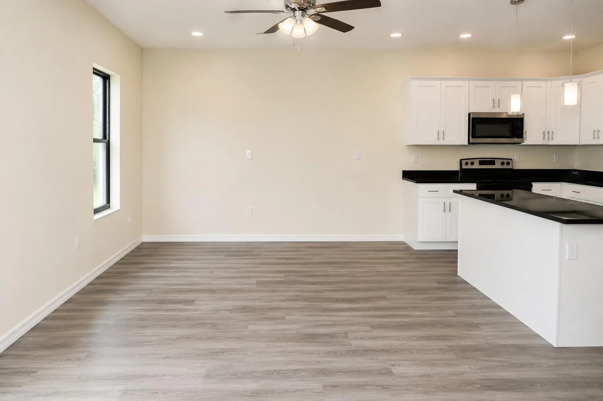 4343 Cambio Gardens Court Tampa FL 33610